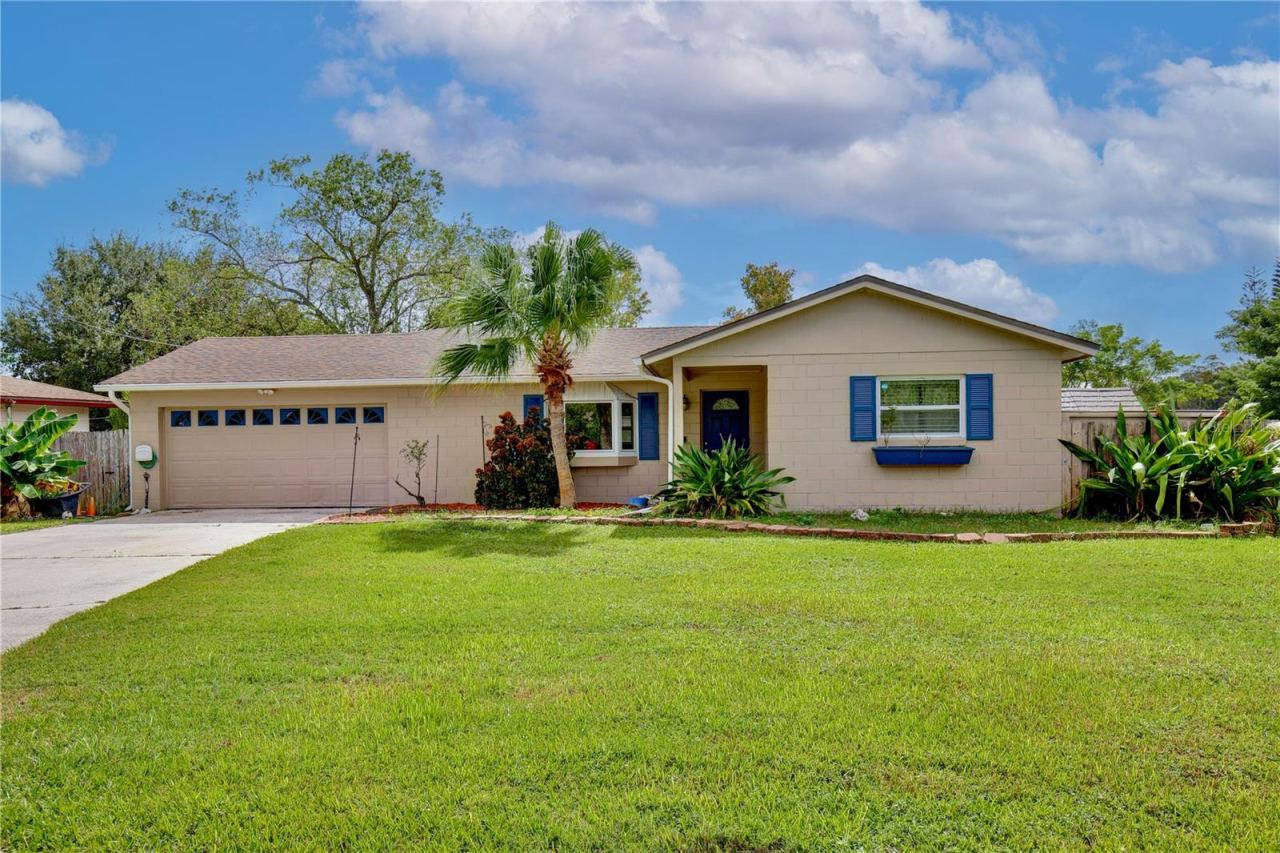 2032 Lake Christie Dr, Orlando
