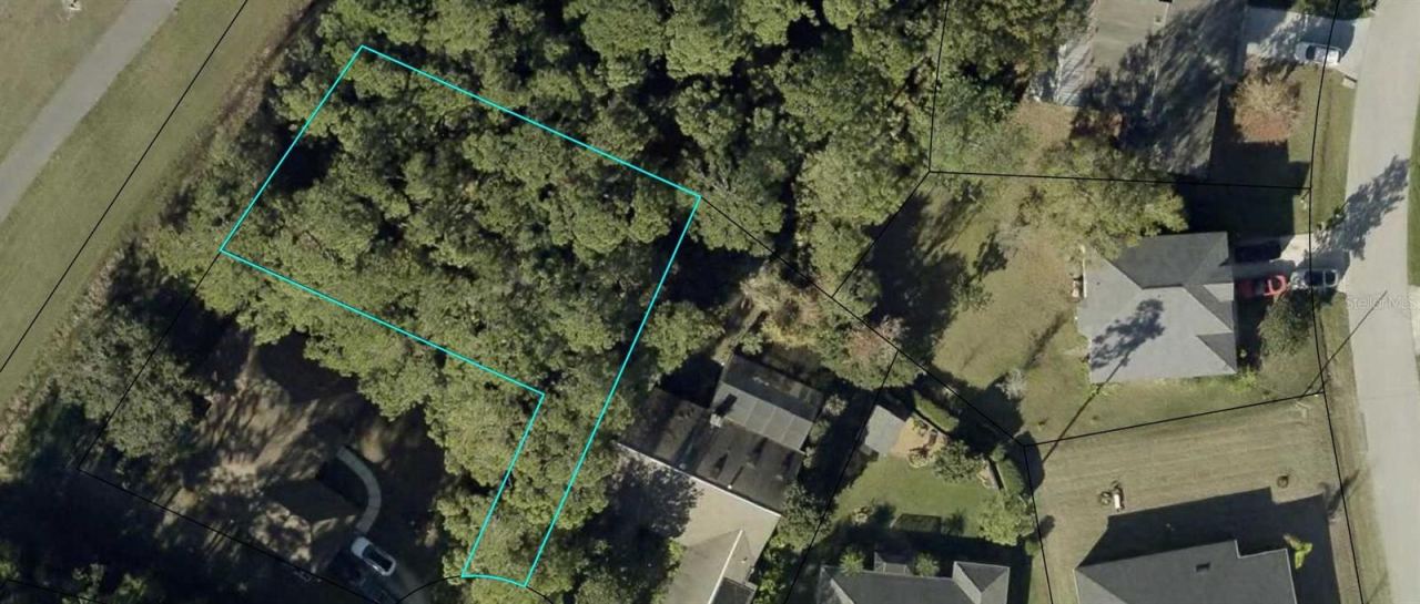 8 Wagner Pl, Palm Coast, FL 32164