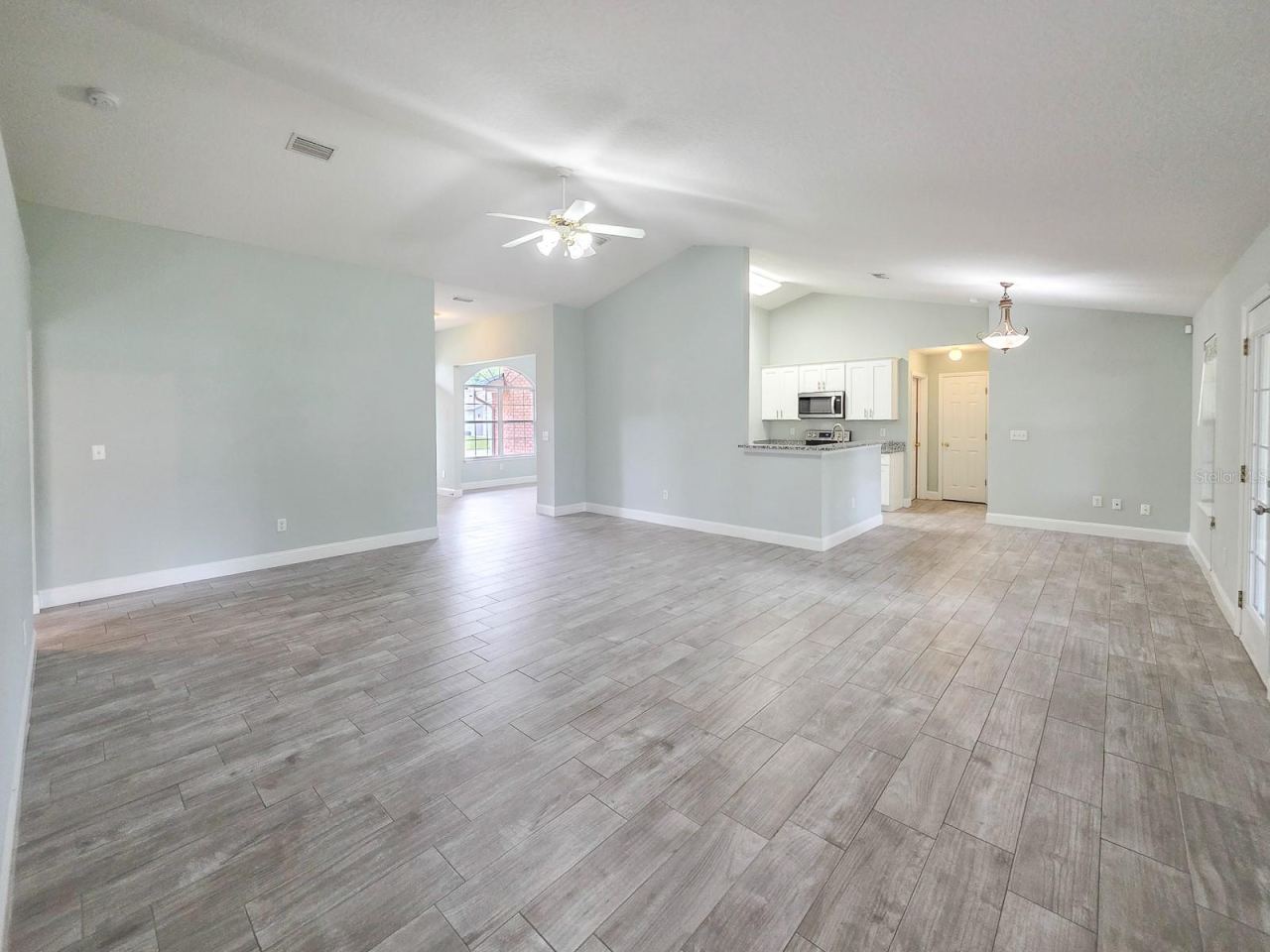 Photo 3 of 4 Llowick Ct, Palm Coast, FL 32164