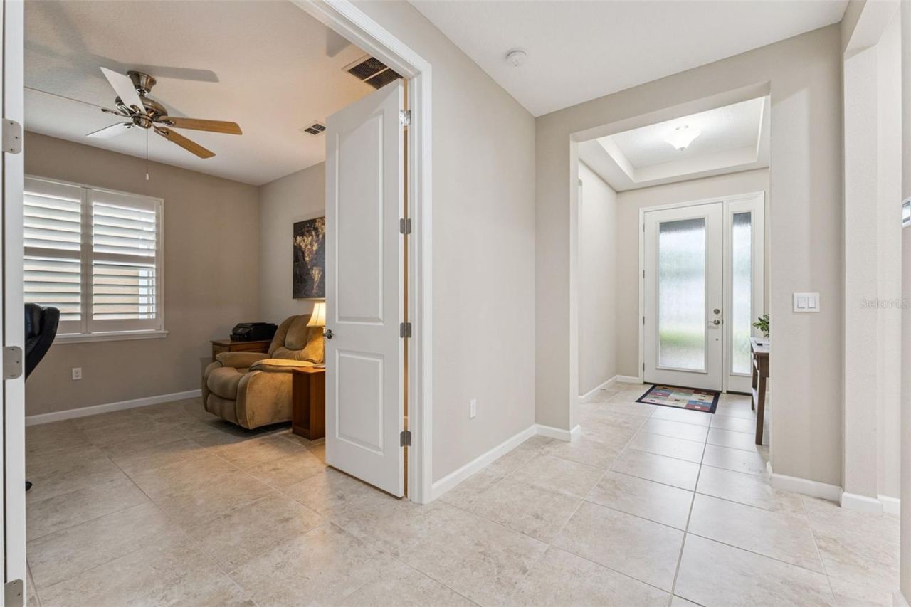 Photo 3 of 984 Avery Meadows Way, Deland, FL 32724