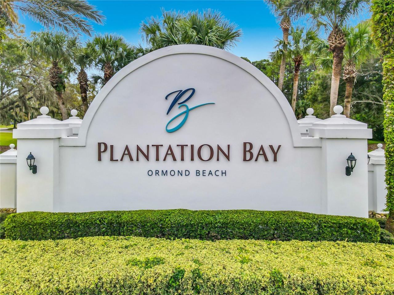 Photo 2 of 5 Bay Pointe Dr, Ormond Beach, FL 32174