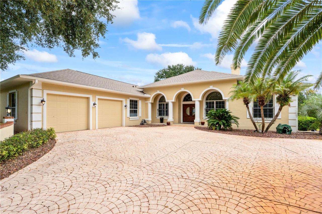 19 Lakecliff Dr, Ormond Beach, FL 32174