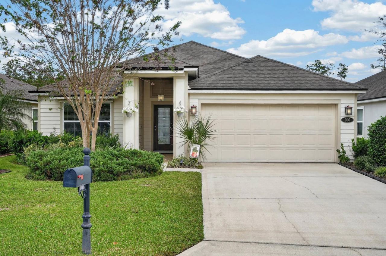 106 N Coopers Hawk Ct, Palm Coast