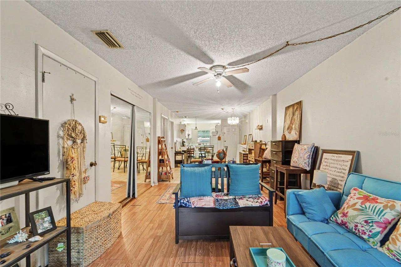 Photo 3 of 313 Dirksen Dr #f6, Debary, FL 32713