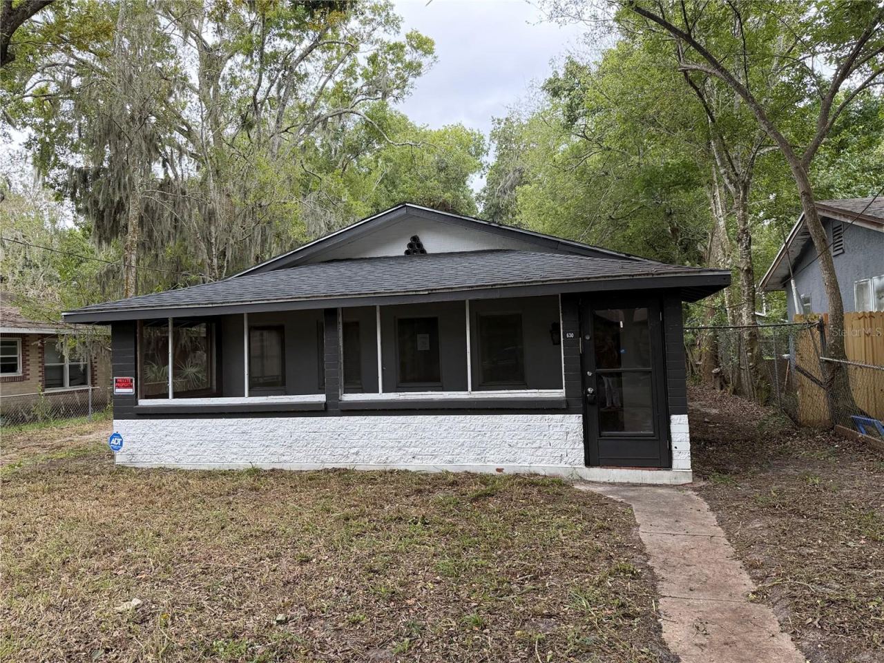 Photo 2 of 630 Tucker St, Daytona Beach, FL 32114
